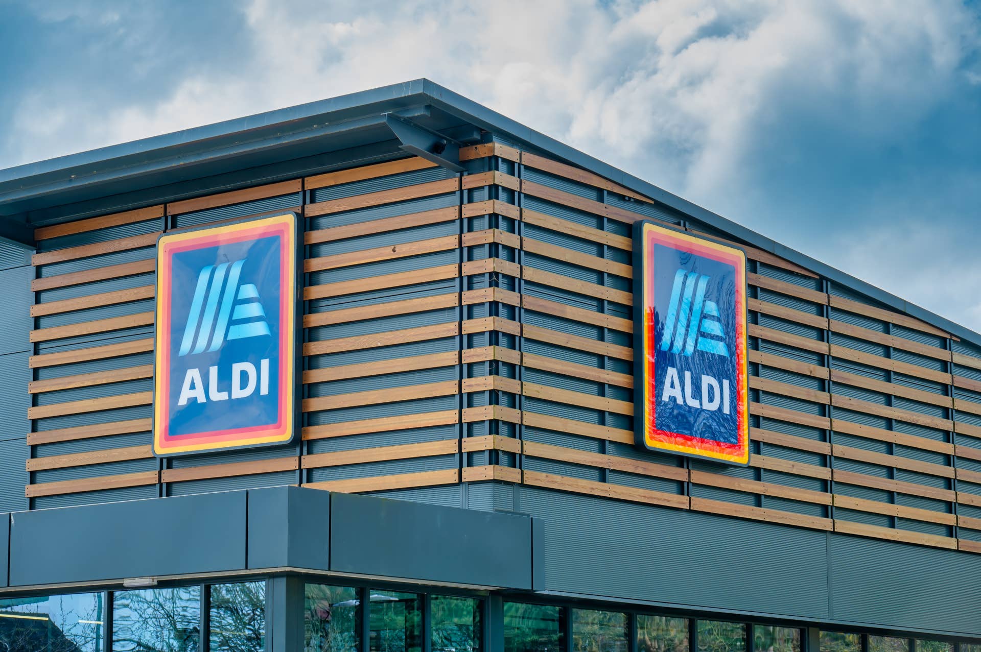 Aldi's Super-Cute New Plush Dog Toy Is Flying Off Shelves at $7 ...