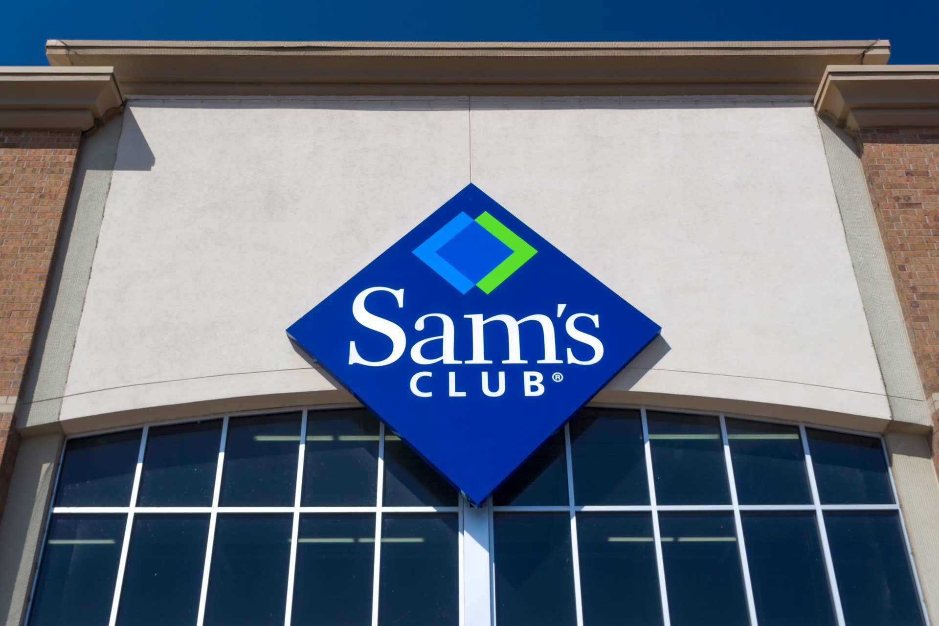 Sam's Club's Cozy Bolster Pet Bed Is Perfect for Curling Up In