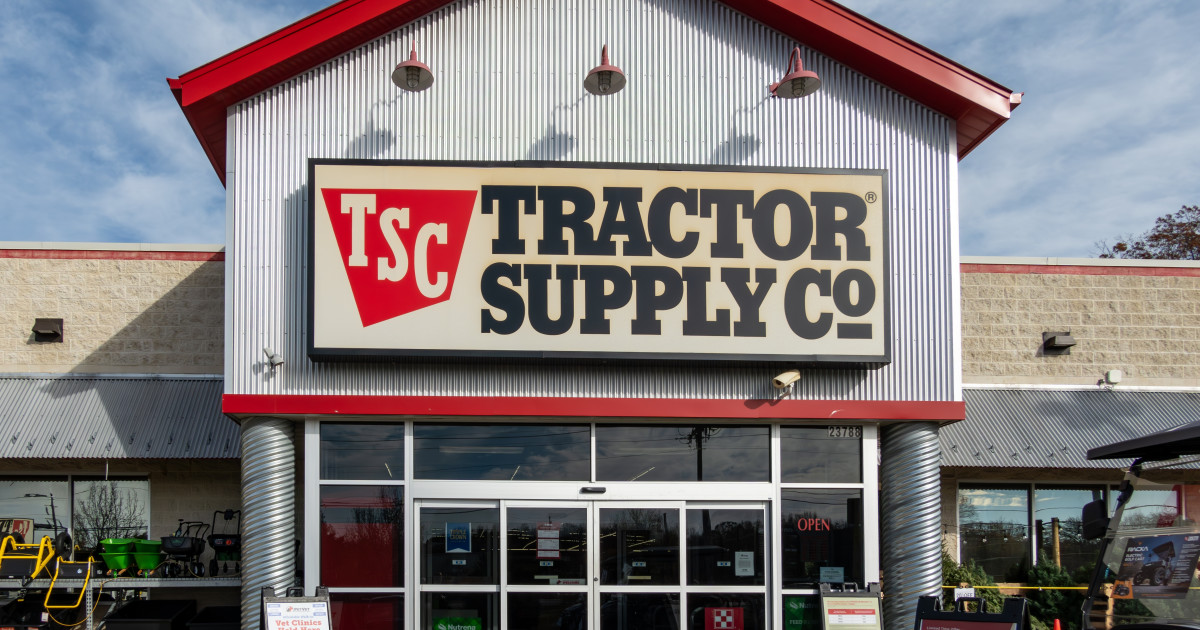 Is Tractor Supply Open On Christmas 2025 Holiday Hours PetHelpful is-tractor-supply-open-on-christmas-2025-holiday-hours-pethelpful